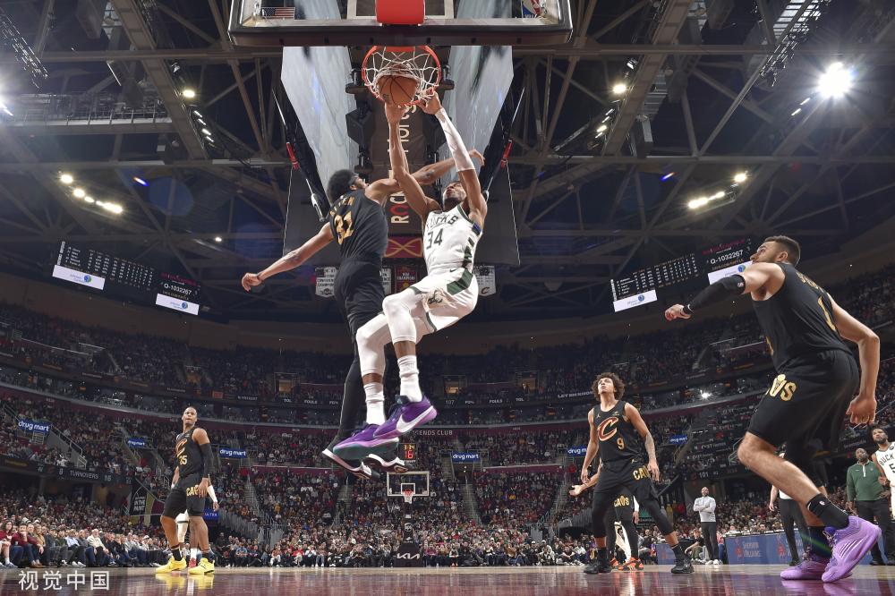 年来以雄厚 年来以雄厚