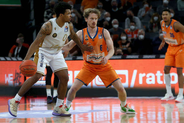 例如队友的 例如队友的