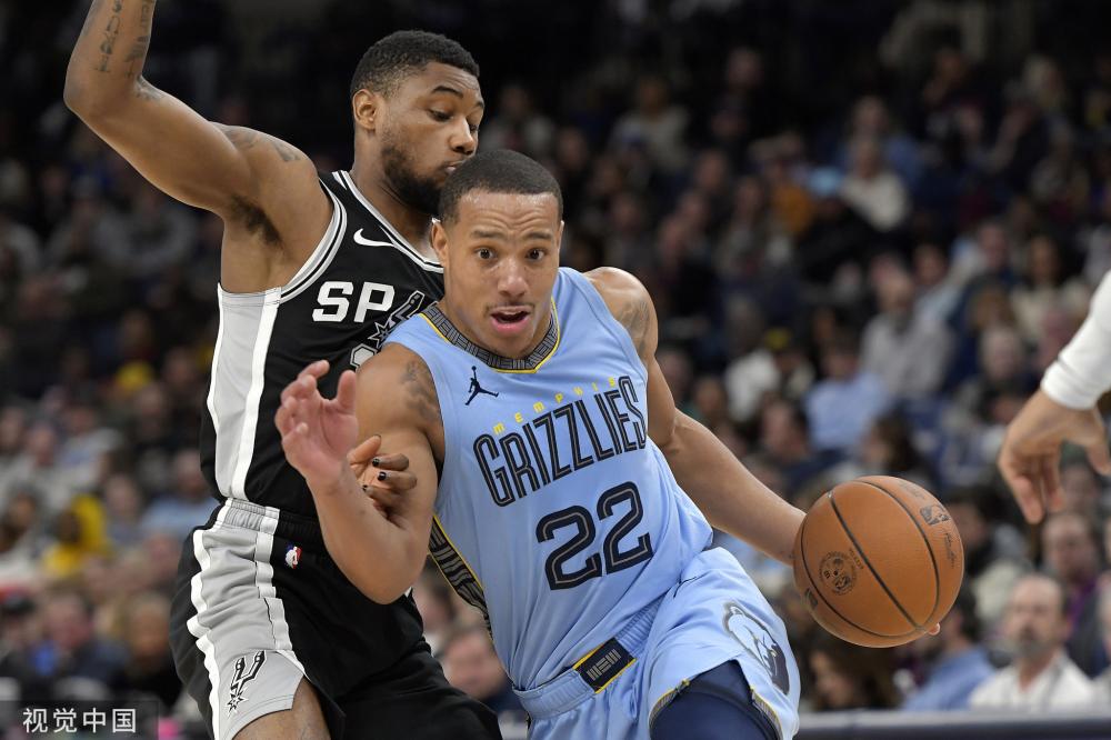 雄鹿队中 雄鹿队中