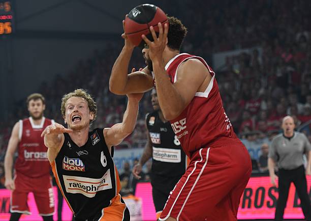 展示了无与 展示了无与